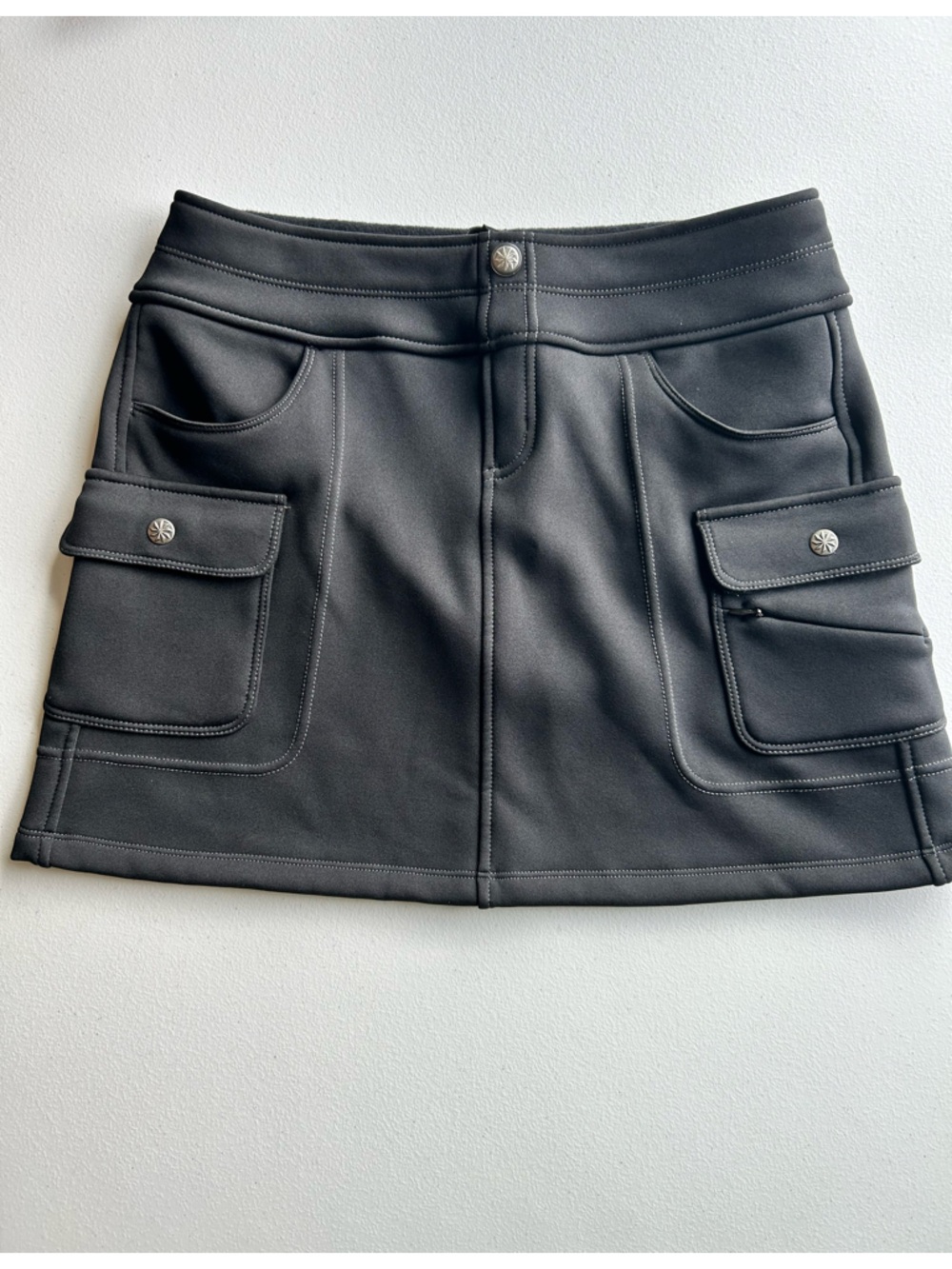 Athleta Snowslide Fleece Lined Cargo Mini Skirt Black Size Small
